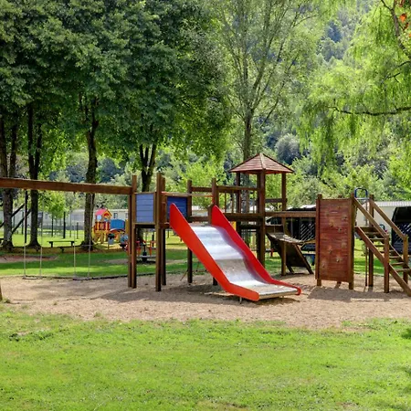 Eco 4 Persons Mobiwood